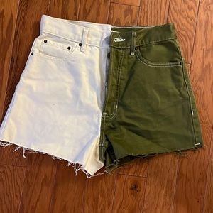 Pac Sun two toned jean shorts size 26 never worn